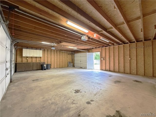 2486 Pierce Avenue, Niagara Falls, NY 14301