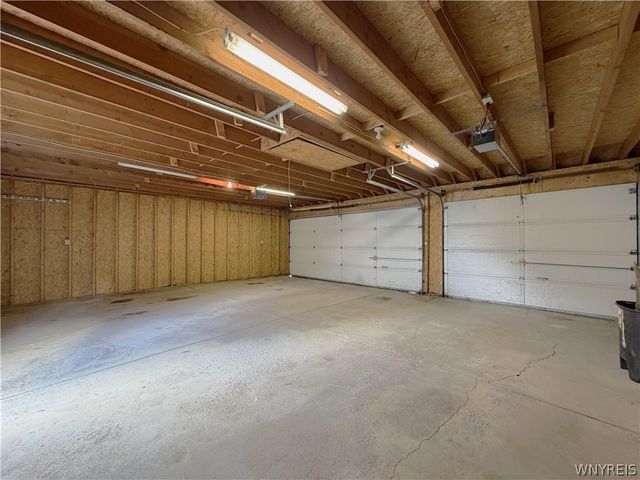 2486 Pierce Avenue, Niagara Falls, NY 14301