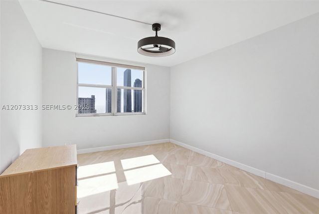250 174th St 2004, Sunny Isles Beach, FL 33160