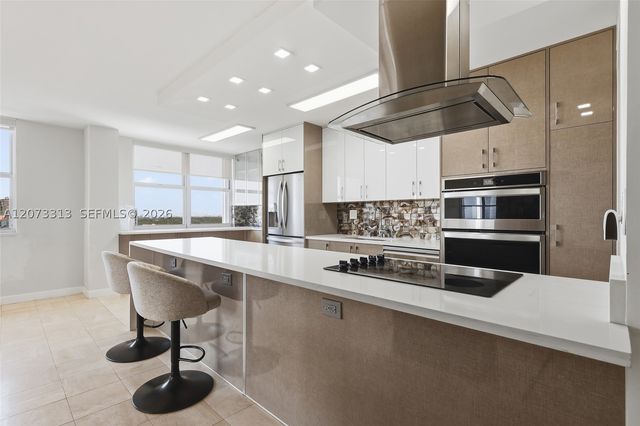 250 174th St 2004, Sunny Isles Beach, FL 33160
