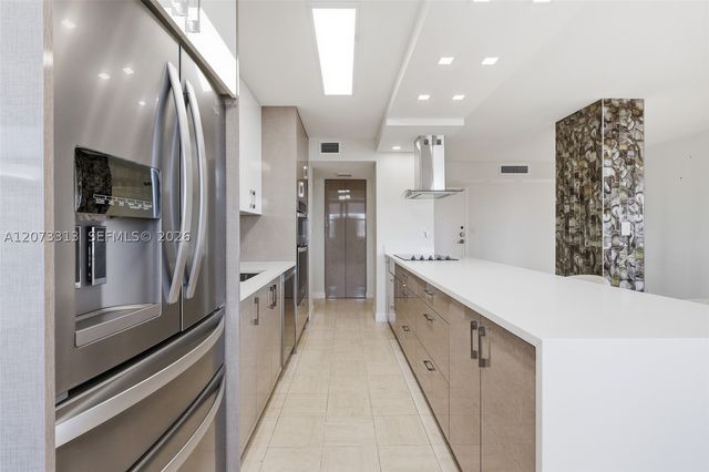 250 174th St 2004, Sunny Isles Beach, FL 33160
