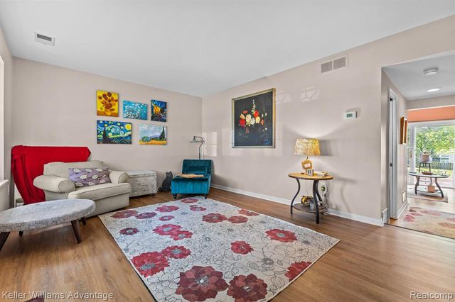 42930 Richards Court, Northville, MI 48167