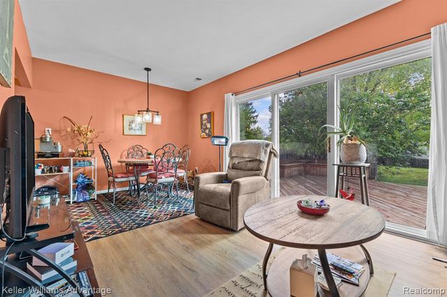 42930 Richards Court, Northville, MI 48167