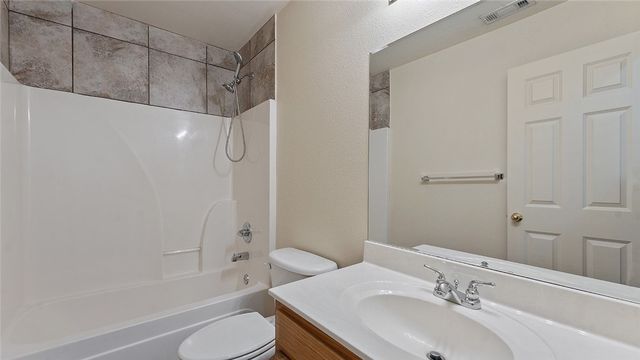 4601 SW Limestone Avenue, Bentonville, AR 72712