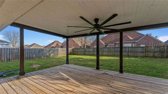 4601 SW Limestone Avenue, Bentonville, AR 72712