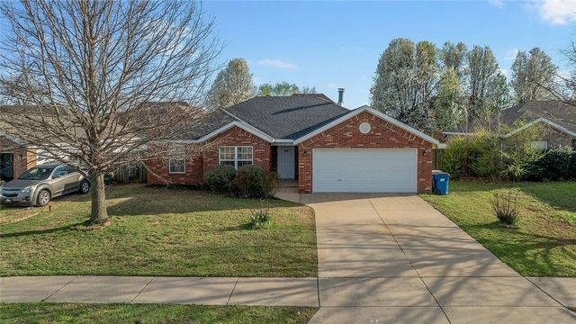 4601 SW Limestone Avenue, Bentonville, AR 72712