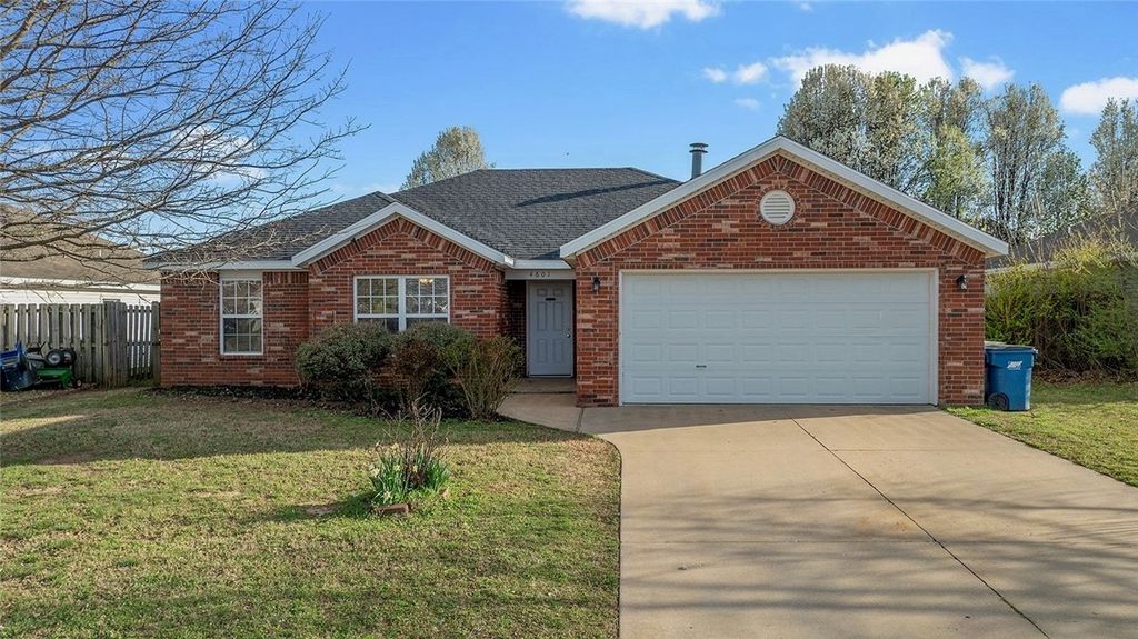 4601 SW Limestone Avenue, Bentonville, AR 72712