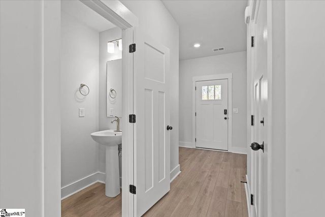 6 Redfield Place, Simpsonville, SC 29681