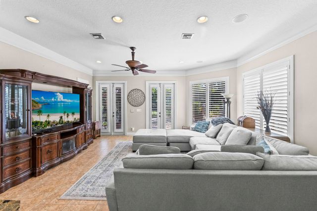 10376 Trianon Place, Wellington, FL 33449