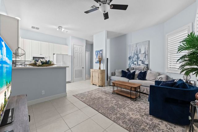 10376 Trianon Place, Wellington, FL 33449