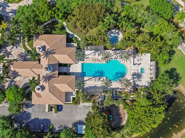 10376 Trianon Place, Wellington, FL 33449