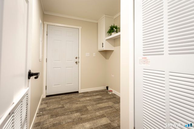 67 Middle Road, Enfield, CT 06082