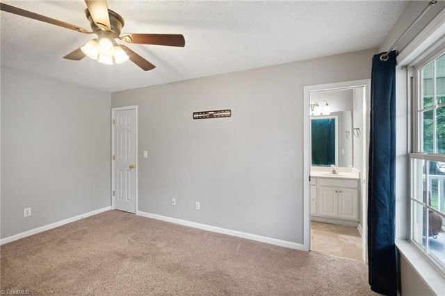 1625 N Ammons Drive, Clemmons, NC 27012