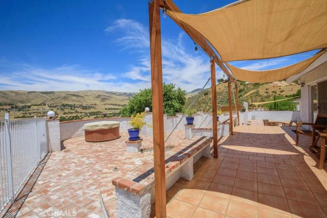 9175 Yucca Hills, Agua Dulce, CA 91390