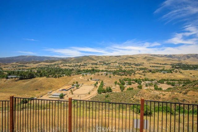 9175 Yucca Hills, Agua Dulce, CA 91390