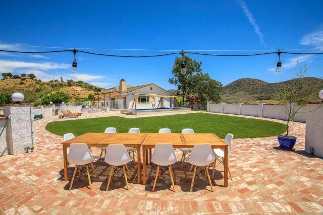 9175 Yucca Hills, Agua Dulce, CA 91390