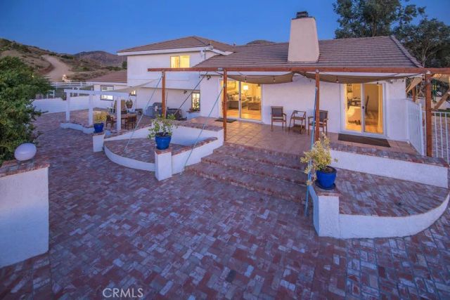 9175 Yucca Hills, Agua Dulce, CA 91390