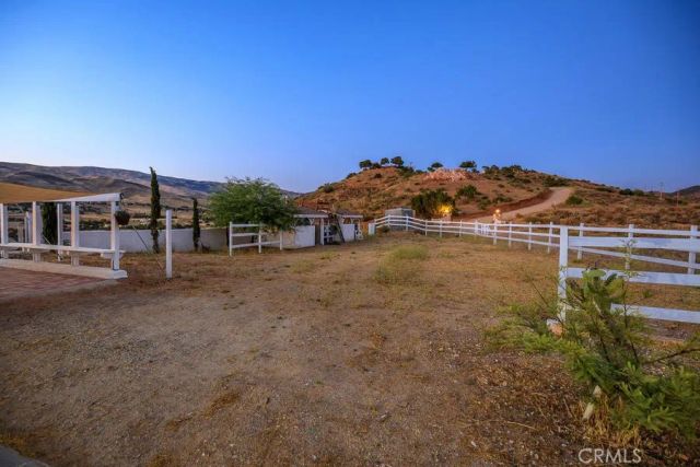 9175 Yucca Hills, Agua Dulce, CA 91390