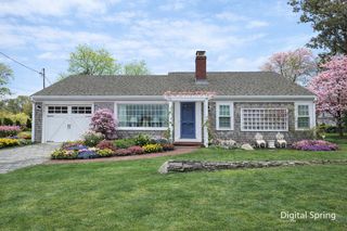12 Captain Nickerson Lane, South Dennis, MA 02660