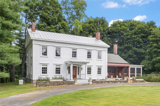 36 Market Lane, Clinton Corners, NY 12514