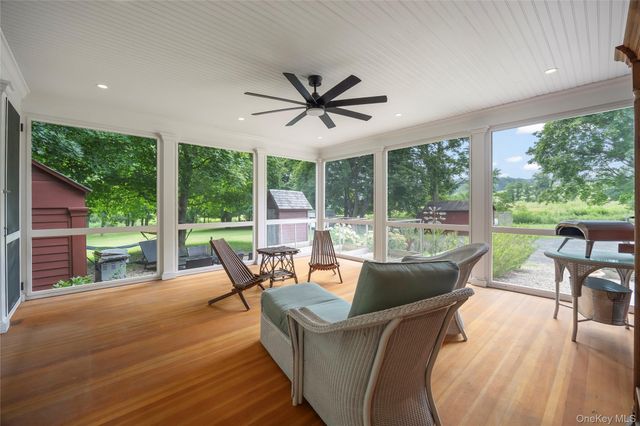 36 Market Lane, Clinton Corners, NY 12514
