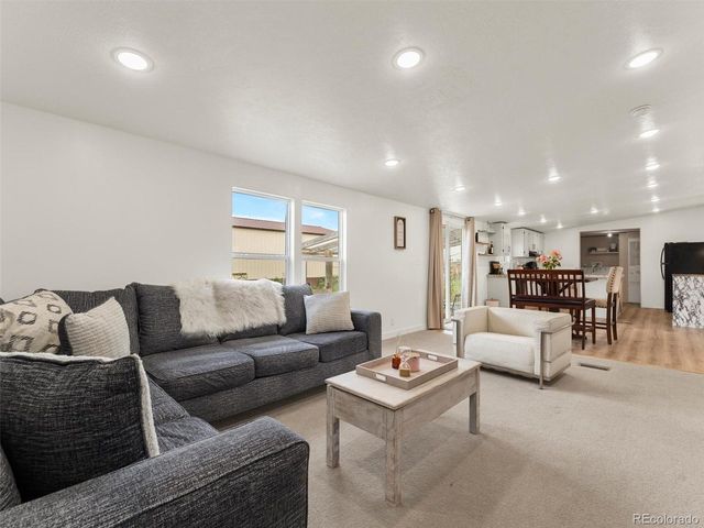 69501 E 72nd Ave, Byers, CO 80103