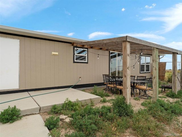 69501 E 72nd Ave, Byers, CO 80103