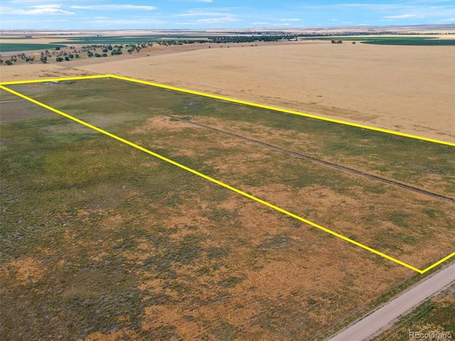 69501 E 72nd Ave, Byers, CO 80103