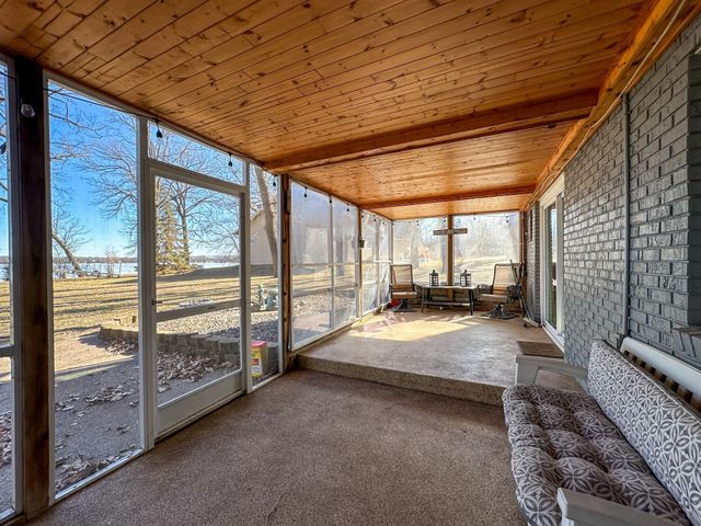 6991 100th Avenue SE, Clear Lake Twp, MN 55319
