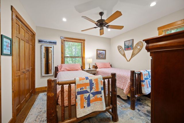 204 The Village Drive, Nancy, KY 42544