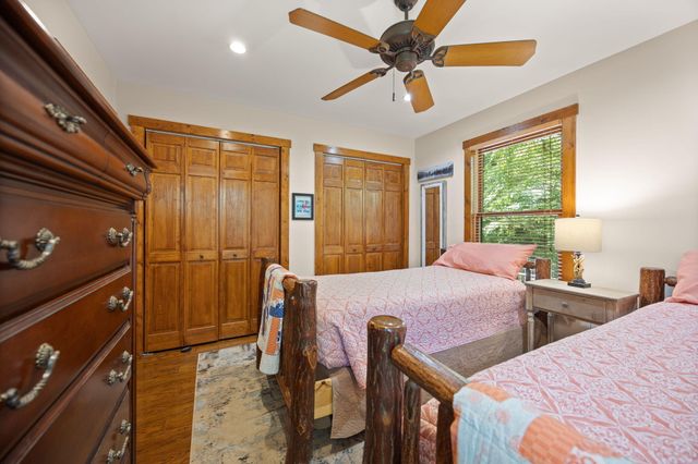 204 The Village Drive, Nancy, KY 42544