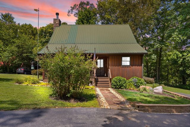 204 The Village Drive, Nancy, KY 42544