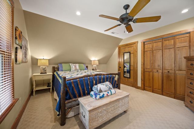 204 The Village Drive, Nancy, KY 42544