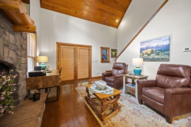 204 The Village Drive, Nancy, KY 42544