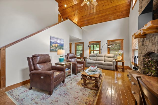 204 The Village Drive, Nancy, KY 42544