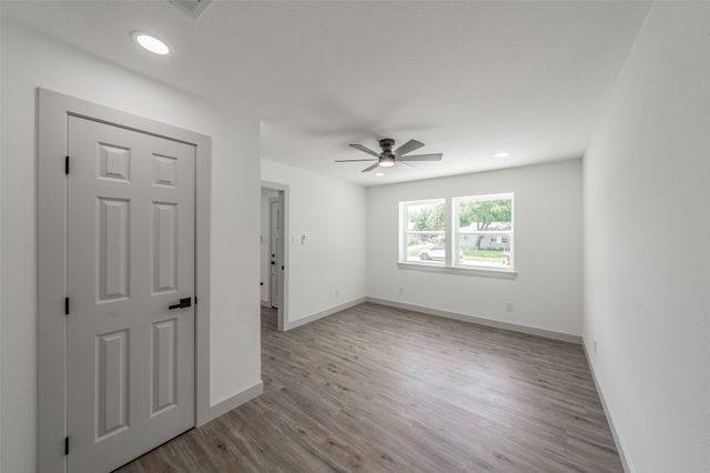 2005 Meadow Lane, Arlington, TX 76010