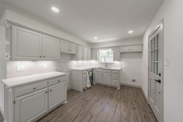 2005 Meadow Lane, Arlington, TX 76010