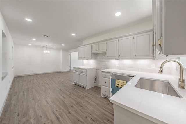 2005 Meadow Lane, Arlington, TX 76010