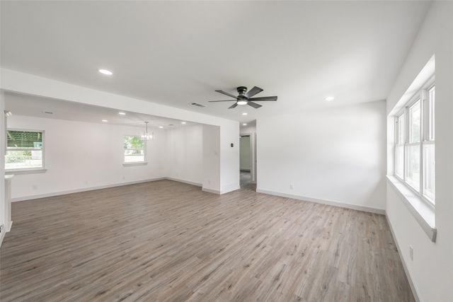 2005 Meadow Lane, Arlington, TX 76010