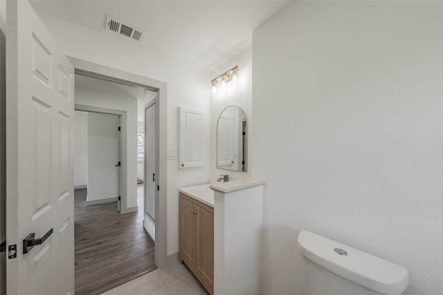 2005 Meadow Lane, Arlington, TX 76010