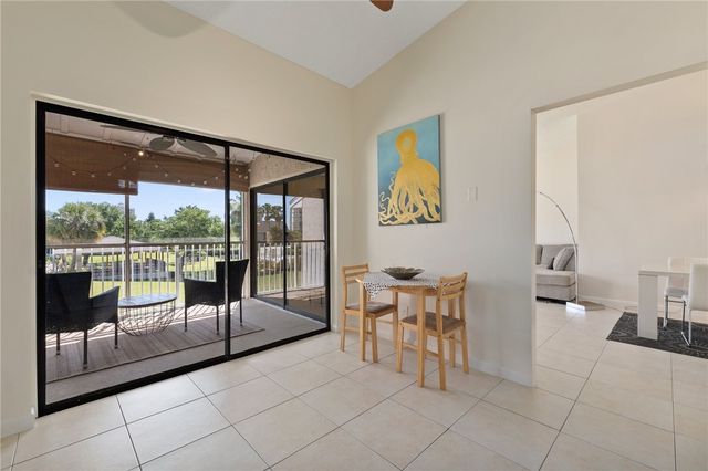 3212 S Lakeview Circle 10205, Fort Pierce, FL 34949