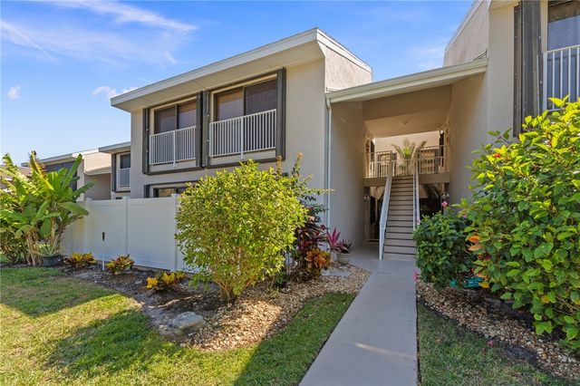 3212 S Lakeview Circle 10205, Fort Pierce, FL 34949