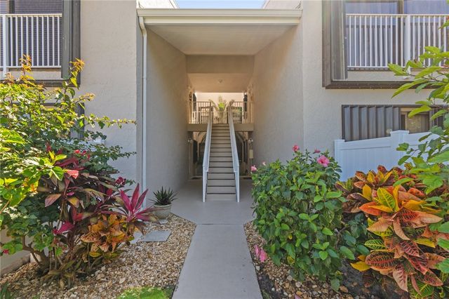 3212 S Lakeview Circle 10205, Fort Pierce, FL 34949
