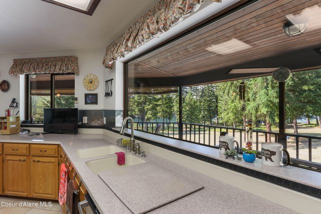 708 Blue Slide Rd, Thompson Falls, MT 59873