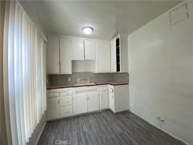 516 E Lomita Avenue 10, Glendale, CA 91205