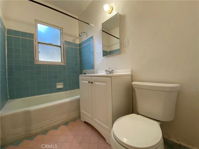516 E Lomita Avenue 10, Glendale, CA 91205