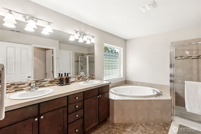 2410 195th Street Ct E, Spanaway, WA 98387