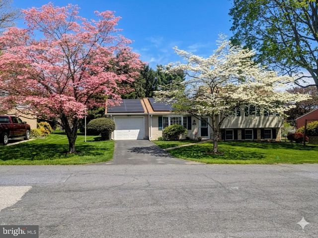 118 NITTANY DRIVE, Mechanicsburg, PA 17055