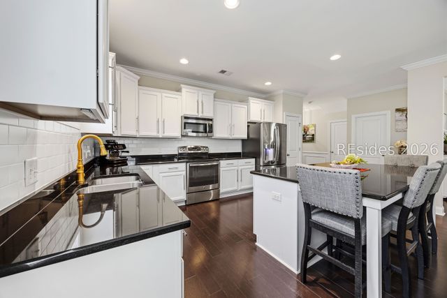 16 Dewees Ln, Hilton Head Island, SC 29926