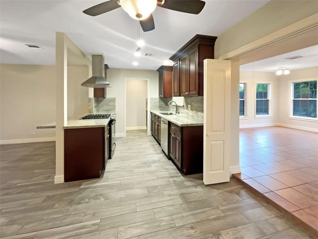 12107 Pompton Drive, Houston, TX 77089